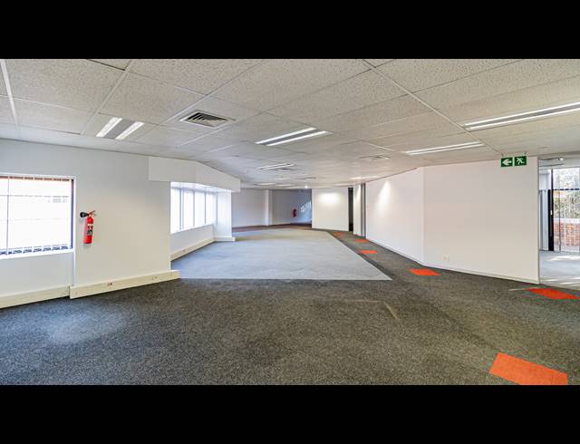822M² OFFICE TO LET IN PARKTOWN